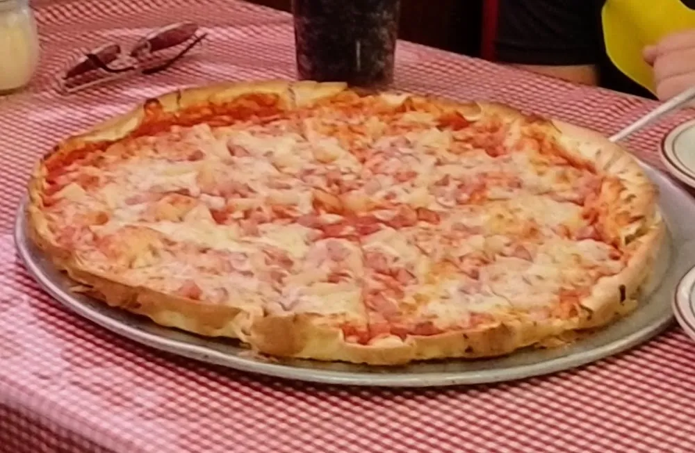 Large Hawaiian Pizza